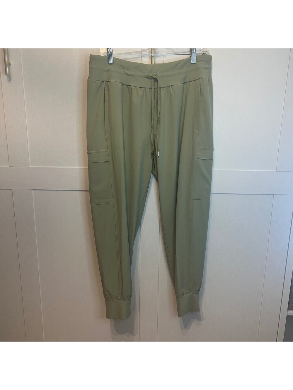 Calia by Carrie Underwood Cargo Jogger Pants Women's Large Sage Green Travel